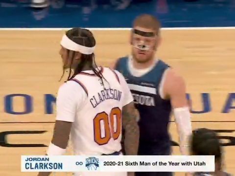 NBA常规赛：森林狼vs尼克斯第2节中文解说回放