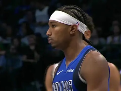 鹈鹕vs独行侠回放录像【2025年11月06日】