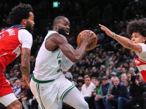 [杰伦·布朗集锦]扛起球队！杰伦·布朗21中13轰下35分5板5助1断