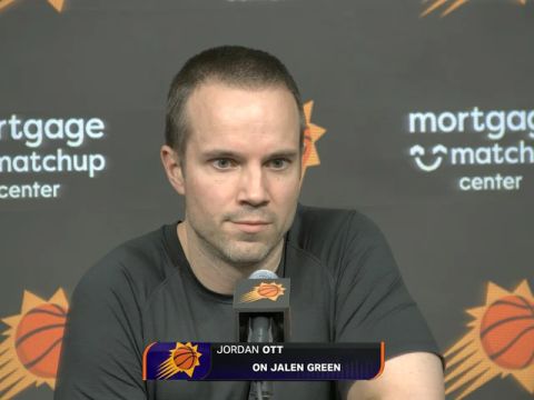 NBA常规赛：快船vs太阳第1节英文原声回放