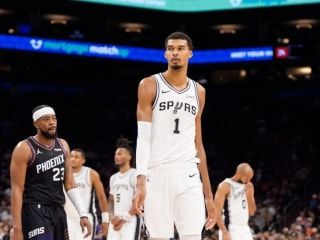 马刺力求反弹，炙手可热的火箭来访参加NBA杯