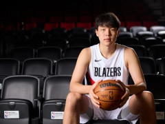 杨瀚森翻译：杨瀚森的体脂率和在开拓者试训时一致，球队教练认为维持当前情况即可