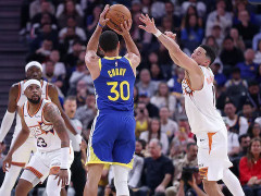 勇士主帅：库里明天出战的可能性极小，他的感冒症状严重身体状态不佳