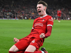 青训教练：布拉德利从小就非常有运动天赋，他非常勤奋