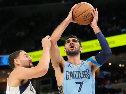 独行侠104-118灰熊 灰熊全民皆兵7人得分上双轻松战胜独行侠