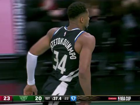 NBA杯小组赛东部C组：公牛vs雄鹿英文原声全场回放