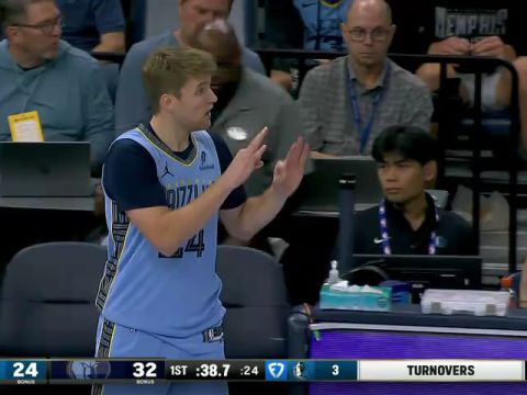 NBA杯小组赛东部B组：独行侠vs灰熊第1节中文解说回放