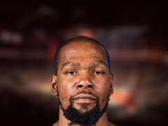 NBA每日失误王：凯文·杜兰特8失误(2025年11月08日)