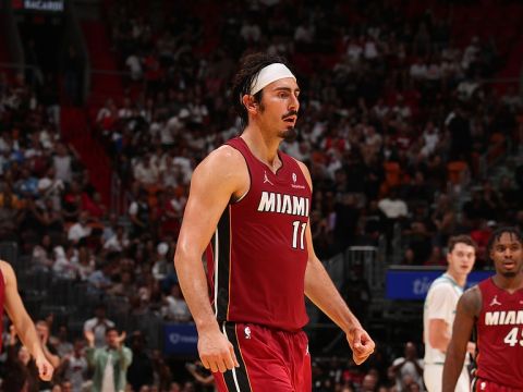 黄蜂108-126热火 鲍威尔25分率队6人得分上双轻取对手