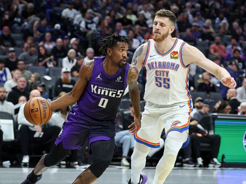 哈滕vs国王集锦 17投14中砍下33+19大号两双数据