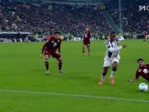 [射门被扑] 错失良机！伊尔迪兹送妙传！戴维前插打门被扑出！