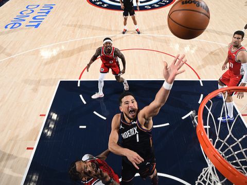 布克vs快船集锦 全场贡献21+10+9关键2+1守住胜利硕果