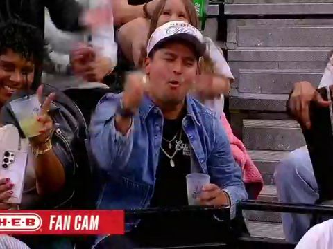 NBA常规赛：鹈鹕vs马刺第1节中文解说回放