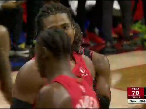 NBA常规赛：猛龙vs76人第3节中文解说回放