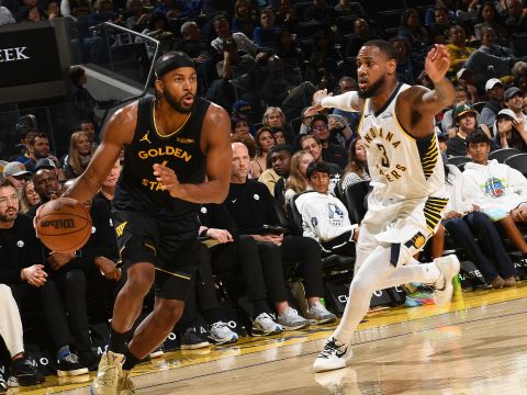 步行者vs勇士精华回放 勇士6人上双主场31分大胜步行者