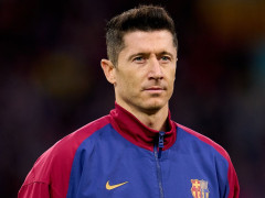 再次戴帽！莱万成为本世纪年龄第三大的西甲联赛戴帽球员