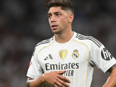 马卡：巴尔韦德和库尔图瓦赛后都出现身体不适，目前两人继续检查来排除更加严重的伤病