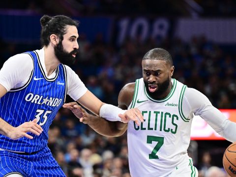 凯尔特人111-107魔术 布朗27分率领绿军末节险胜魔术