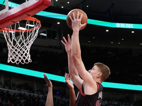 赫尔特vs马刺集锦 全场拿下23+5+5三分9中4展现良好手感