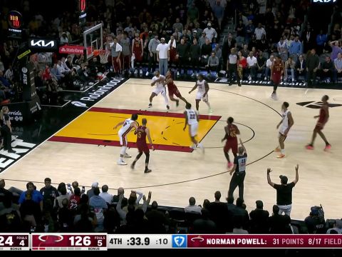 莫布利vs热火集锦 全面发挥拿到21+10+5惨被绝杀遗憾落败