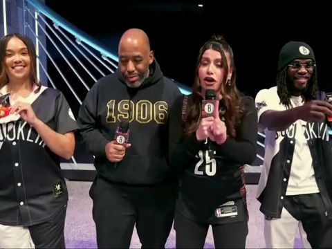 NBA常规赛：猛龙vs篮网第3节英文原声回放