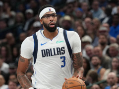 深陷交易流言！戴维斯与独行侠的合同还剩3个赛季，总价值1.75亿美元