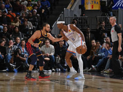 勇士客场惨败雷霆！勇士本赛季客场1胜6负陷入低谷 6连客首战失利开启魔鬼赛程