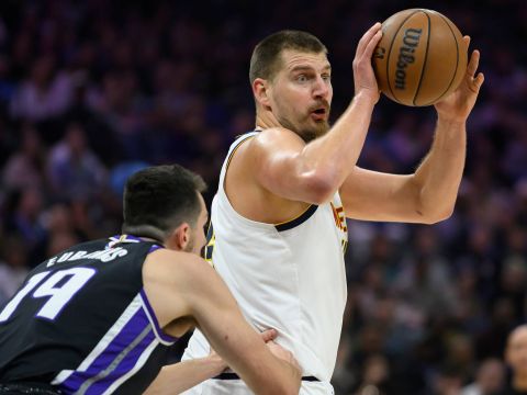 [腾讯全场集锦]🏀掘金再胜国王 约基奇19中16&35+15+7 小萨6犯 威少14+8+11