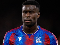 天空：目前欧洲有不少俱乐部对于格伊有着兴趣，其中也包括了拜仁和利物浦