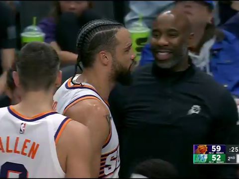 NBA常规赛：太阳vs独行侠第2节英文原声回放