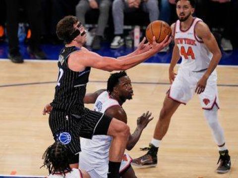 [腾讯全场集锦]🏀魔术终结尼克斯5连胜 小瓦28+9 班凯罗伤退 布伦森31+6