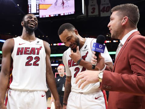 骑士130-116热火 残阵骑士全民皆兵客场大胜热火