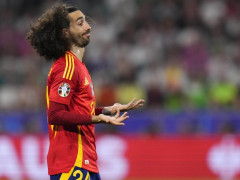 卡普德维拉：库库雷利亚是世界最好的左后卫球员