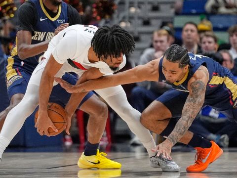 开拓者125-117鹈鹕 夏普35分阿夫迪亚32分开拓者送鹈鹕三连败