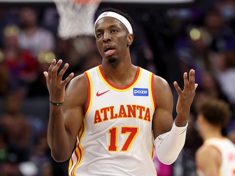 奥孔古vs国王集锦 7投6中内线翻江倒海砍下21分