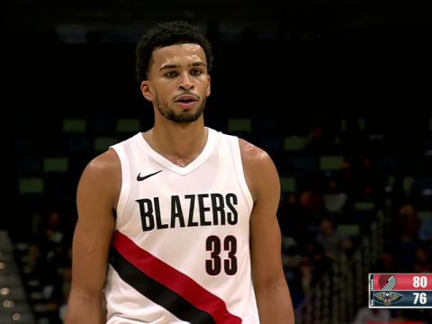 开拓者vs鹈鹕第3节英文原声回放