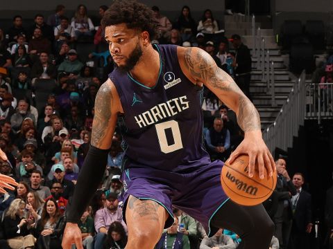 布里奇斯vs雄鹿集锦 全面发挥得到20分6篮板6助攻率队取胜