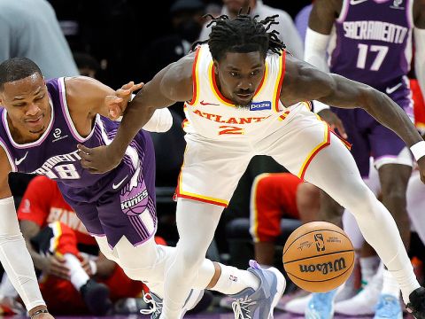 老鹰133-100国王 约翰逊24+10+8率队7人得分上双送国王4连败