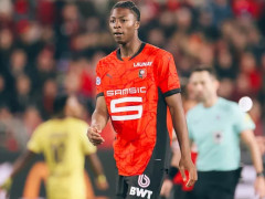 斯基拉：米兰近期考察雷恩18岁小将卡德尔·梅特