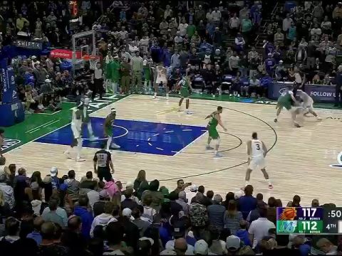 NBA常规赛：太阳vs独行侠第4节英文原声回放