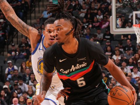 卡斯尔vs勇士集锦 拿到三双数据全面难救主