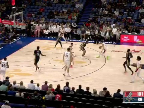 开拓者vs鹈鹕第4节英文原声回放