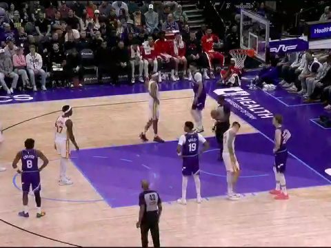 老鹰vs爵士第2节中文解说回放