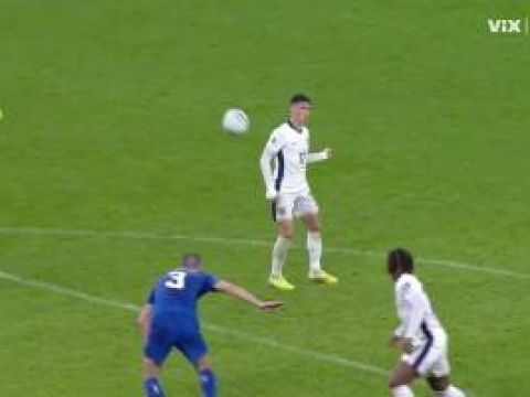 [世预赛全场集锦] 世预赛-萨卡凌空斩埃泽破门 英格兰2-0塞尔维亚7轮全胜