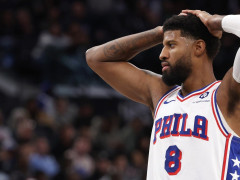 76人主帅：保罗乔治正在专注提升力量，通过科学训练尽可能降低他再次受伤的风险