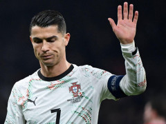 马丁内斯：他只是试图去挣脱，不过这次的运气不太好，var说明了一切