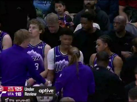 老鹰vs爵士第4节中文解说回放