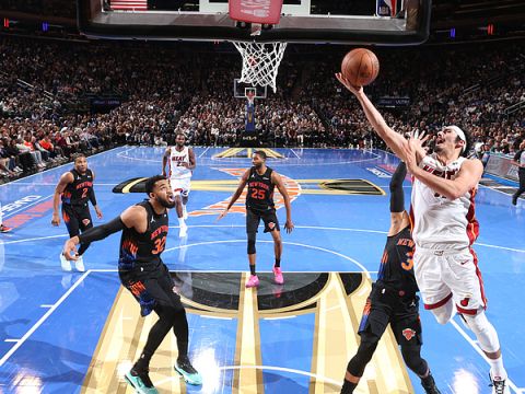 哈克斯vs尼克斯集锦 拿下23+9+7全面数据彰显全能水平