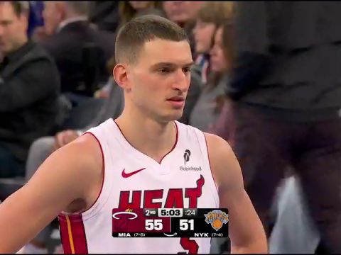 NBA杯小组赛东部C组：热火vs尼克斯第2节中文解说回放