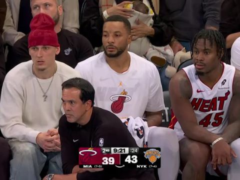 NBA杯小组赛东部C组：热火vs尼克斯第2节英文原声回放